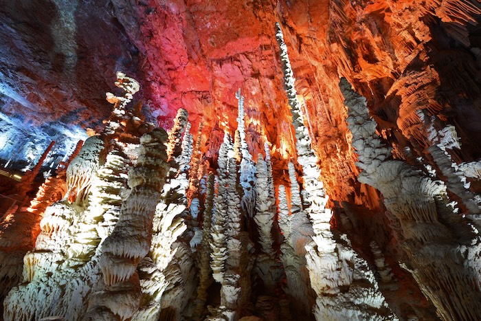Cueva Aven Armand 2